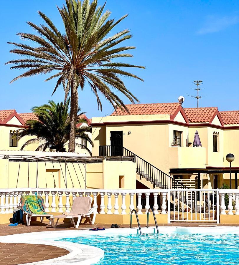Paola Comfort Apartment Коста Калма Екстериор снимка